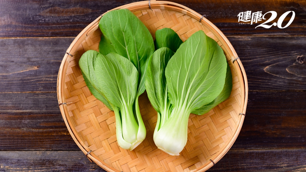 青江菜的神奇好處：補鈣、緩燥熱、促血液循環！青江菜3道料理消除暑氣疲勞