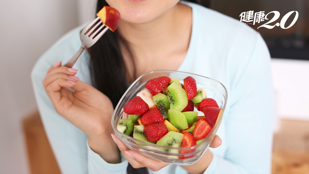 營養師提醒：夏季吃冰水果不節制 恐引發血糖危機 掌握4原則不怕血糖爆炸