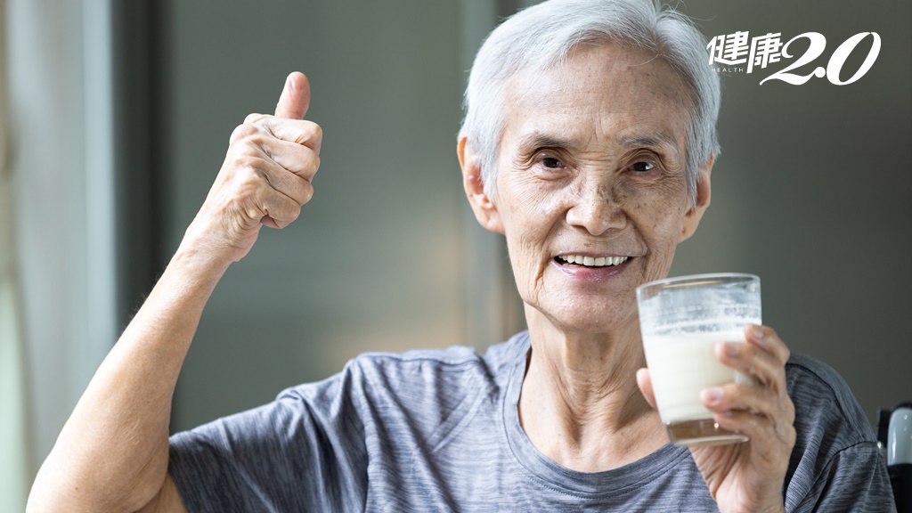 缺鈣不只會骨鬆 還可能會心悸！醫師教你吃「超級鈣食物」快速補鈣