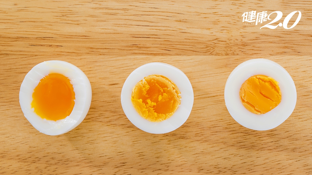 煮蛋不失敗祕訣！水煮蛋、水波蛋、蒸蛋、溏心蛋 這樣煮熟度剛好不過老