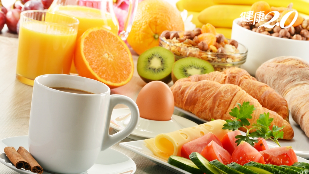 早餐吃1食物避免血糖上升！名醫曝「健康早餐搭配組合」