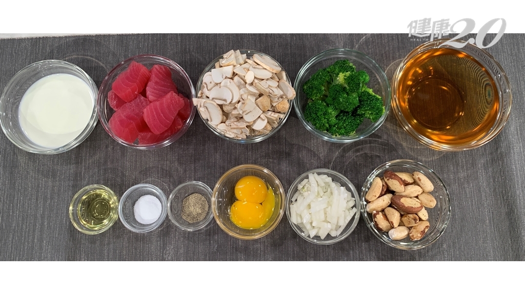 嫩煎鮪魚巴西堅果醬／甲狀腺亢進超困擾？多吃蘑菇、巴西堅果保護甲狀腺