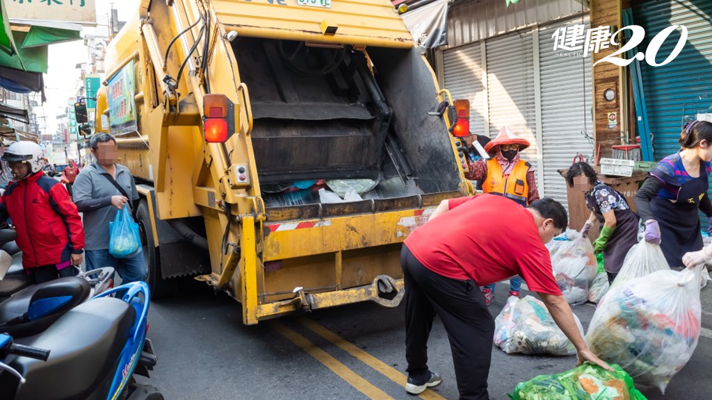 2024全台新年垃圾車營運攻略！最新最齊全 各縣市過年倒垃圾時間、地點