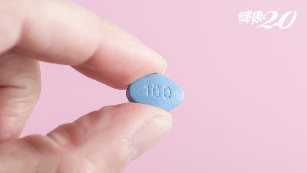 「藍色小藥丸」能降低男性44%阿茲海默症風險？醫提醒：女性威而鋼使用要謹慎