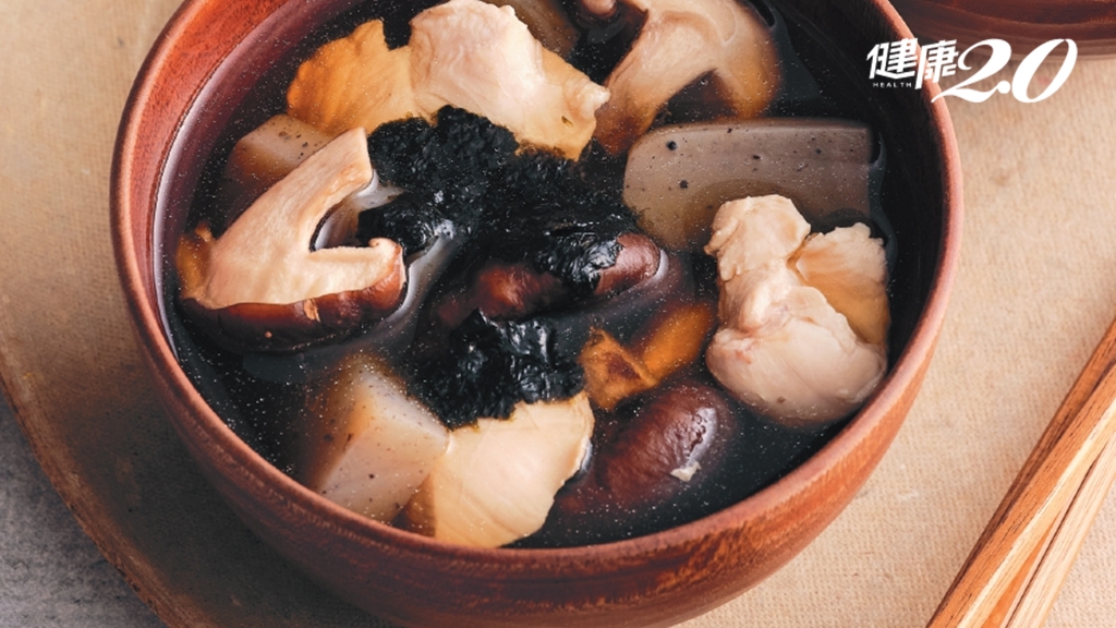 蒟蒻香菇海苔雞柳湯-瘦身湯食譜