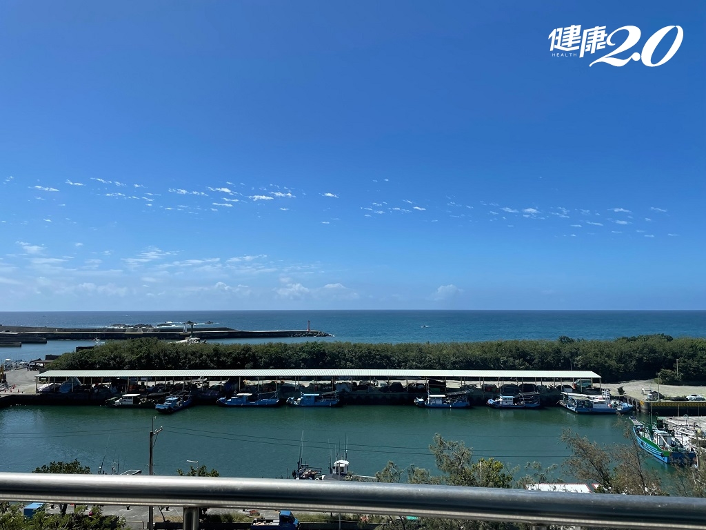 ▲成功藍景住宿長照機構背山面海，坐擁無敵海景。（圖片／衛福部醫福會提供）