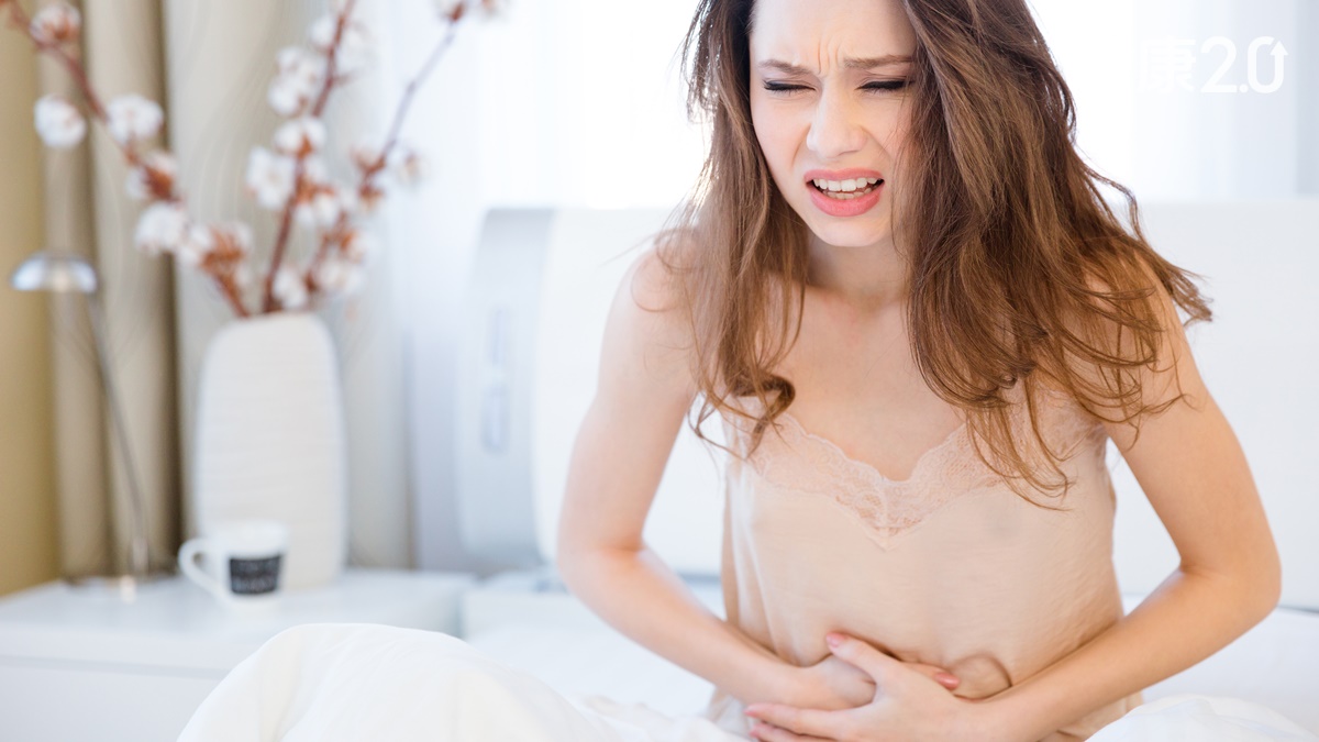 24歲女星拍戲吐血！胃癌之王「皮革胃」專找年輕女性？醫揭恐怖存活率