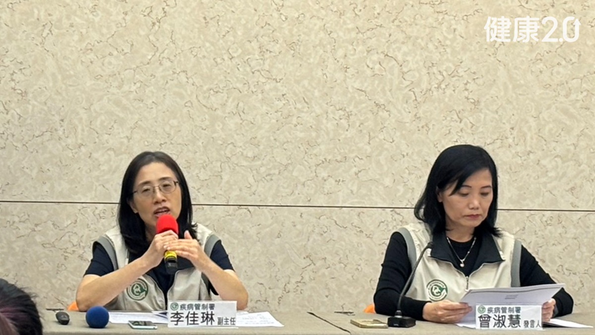 流感提早殺到！單周衝破10萬人就醫，疾管署急籲10/1「左流右新」
